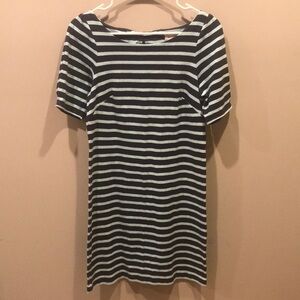 9 HI 5 STCL Anthropologie Navy and Mint stripe XS